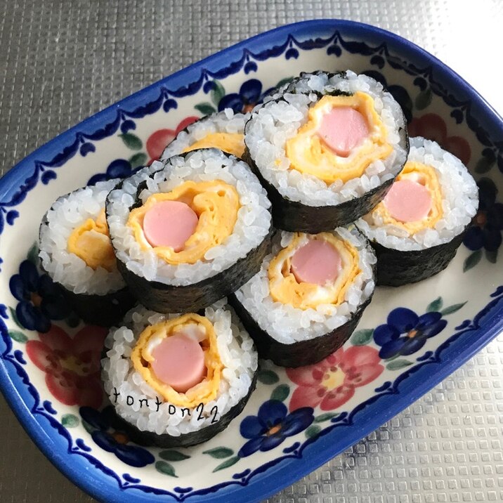 卵と魚肉ソーセージの巻き寿司